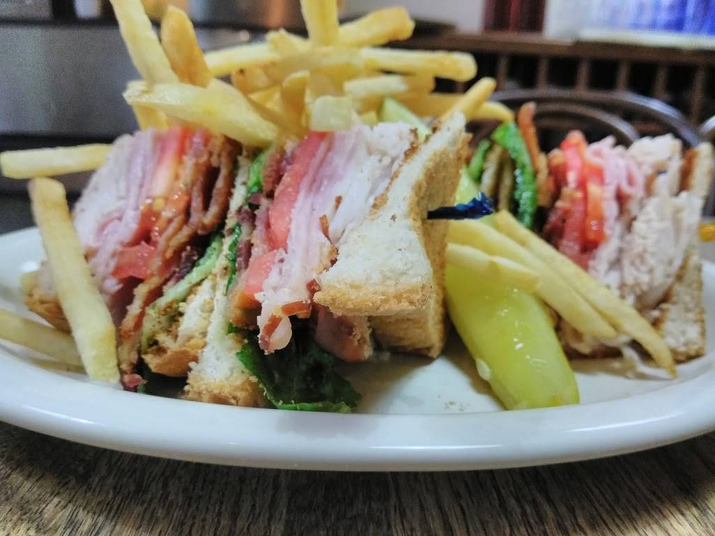 Athena Restaurant | restaurant | 14 Cathedral Pl, St. Augustine, FL 32084, USA | 9048239076 OR +1 904-823-9076