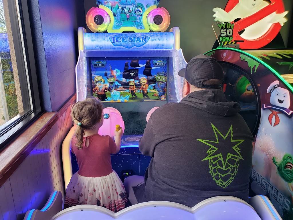 Chuck E. Cheese | restaurant | 7721 NE Vancouver Plaza Dr, Vancouver, WA 98662, USA | 3608965824 OR +1 360-896-5824