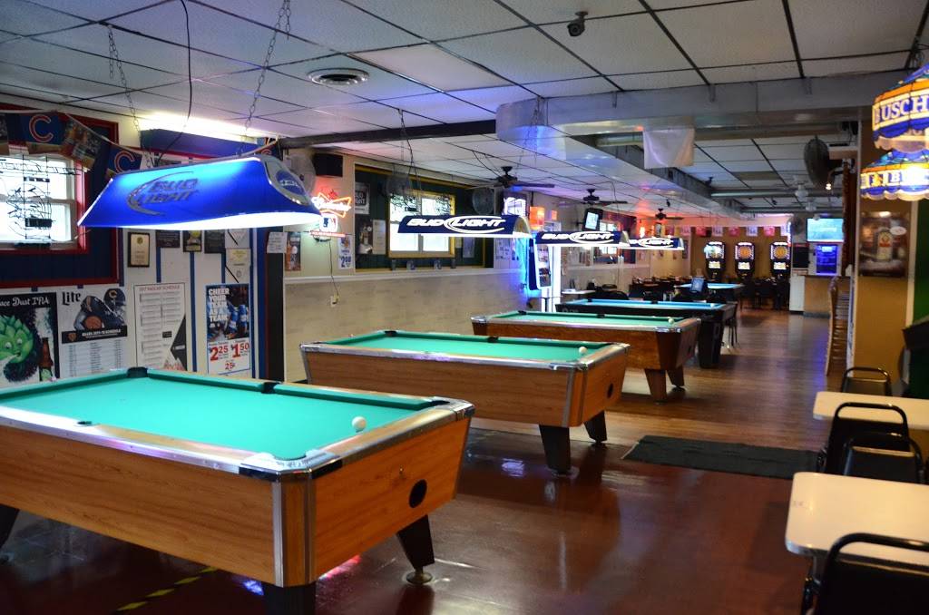 Meadows Avenue Tap | restaurant | 2000 Meadow Ave, East Peoria, IL 61611, USA | 3096940736 OR +1 309-694-0736