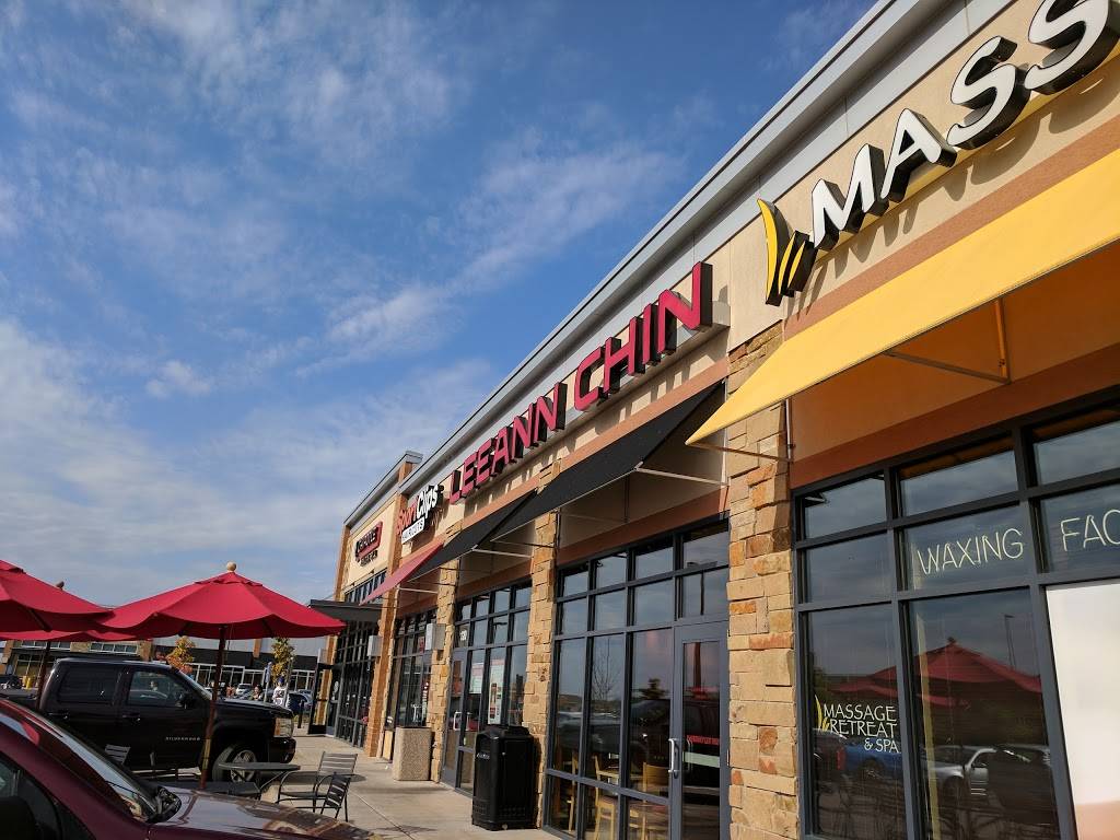 Leeann Chin | meal delivery | 1021 Red Fox Rd, Shoreview, MN 55126, USA | 6512870096 OR +1 651-287-0096