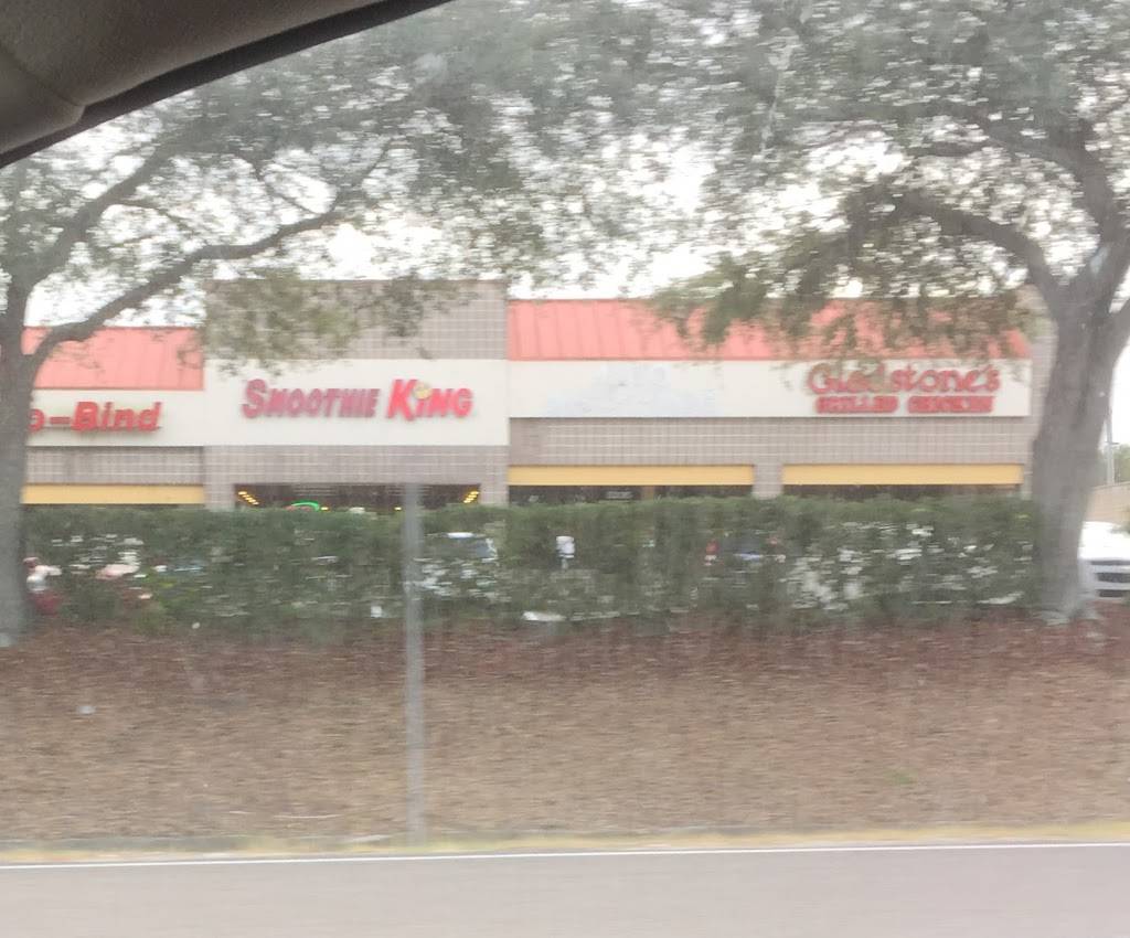 Smoothie King | restaurant | 5207 E Fowler Ave, Temple Terrace, FL 33617, USA | 8139853888 OR +1 813-985-3888