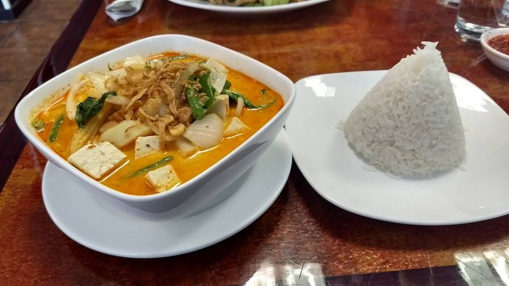 Nana Thai | restaurant | 406 Central Ave, Jersey City, NJ 07307, USA | 2013600035 OR +1 201-360-0035