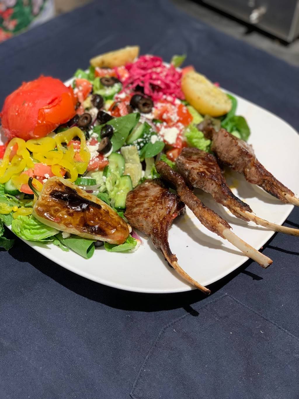 Roobics Cafe | restaurant | 325 N Verdugo Rd, Glendale, CA 91206, USA | 8184847611 OR +1 818-484-7611