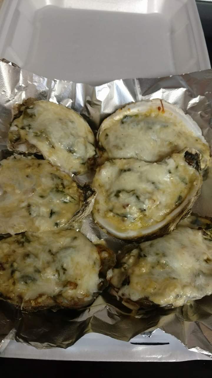 Vellas | restaurant | 607 Hudson St, Lake Providence, LA 71254, USA | 7692032233 OR +1 769-203-2233