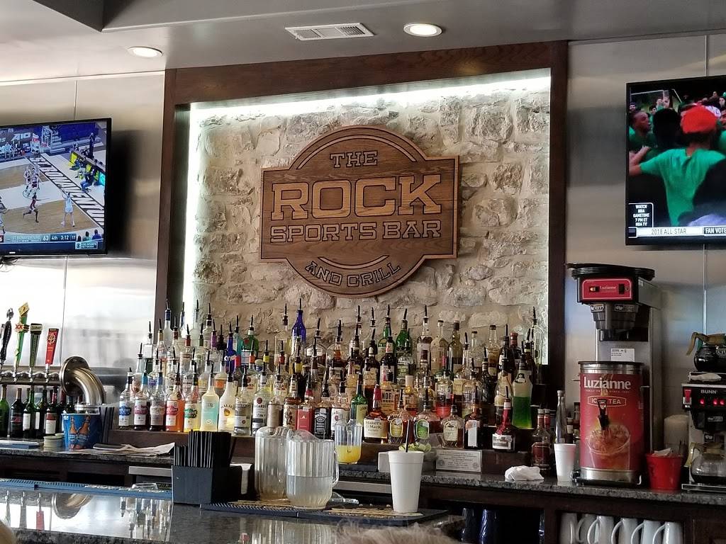 The Rock Sports Bar | restaurant | 114 E Main St, Round Rock, TX 78664, USA | 5123581175 OR +1 512-358-1175