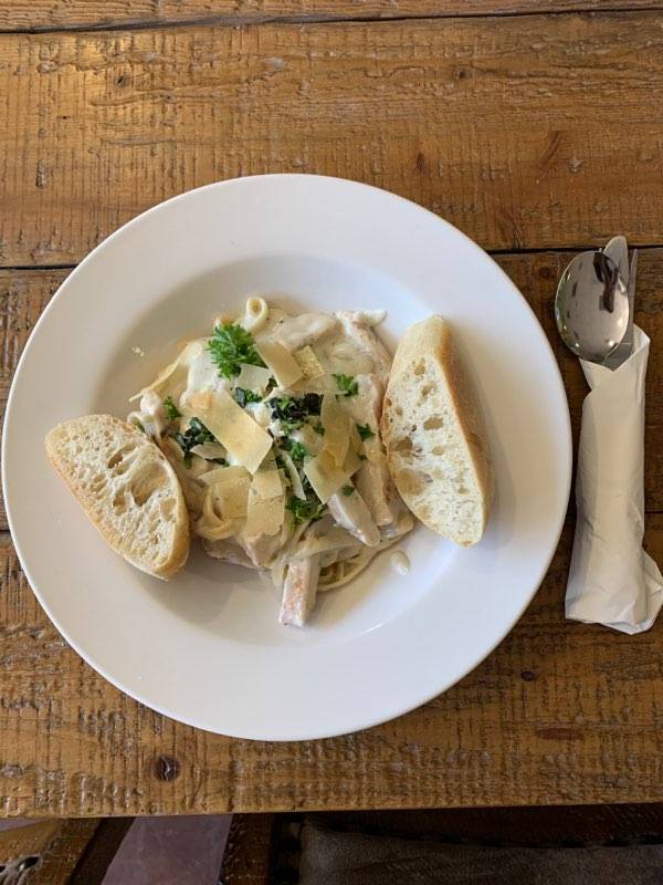 Crostini Restaurant | restaurant | 811 W Hawkeye Ave, Turlock, CA 95382, USA | 2096323665 OR +1 209-632-3665