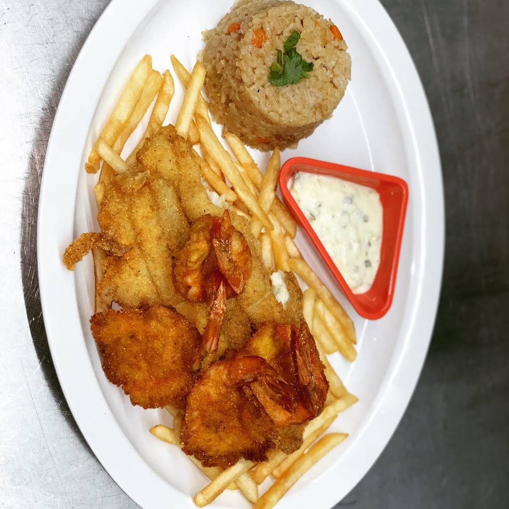 Cancun Seafood & Oyster Bar | restaurant | 17020 Beaver Springs Dr suite 1, Houston, TX 77090, USA | 8326025444 OR +1 832-602-5444