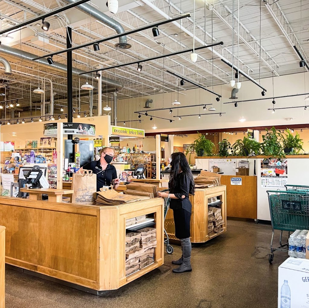 Adas Natural Market | cafe | 7070 College Pkwy, Fort Myers, FL 33907, USA | 2399399600 OR +1 239-939-9600