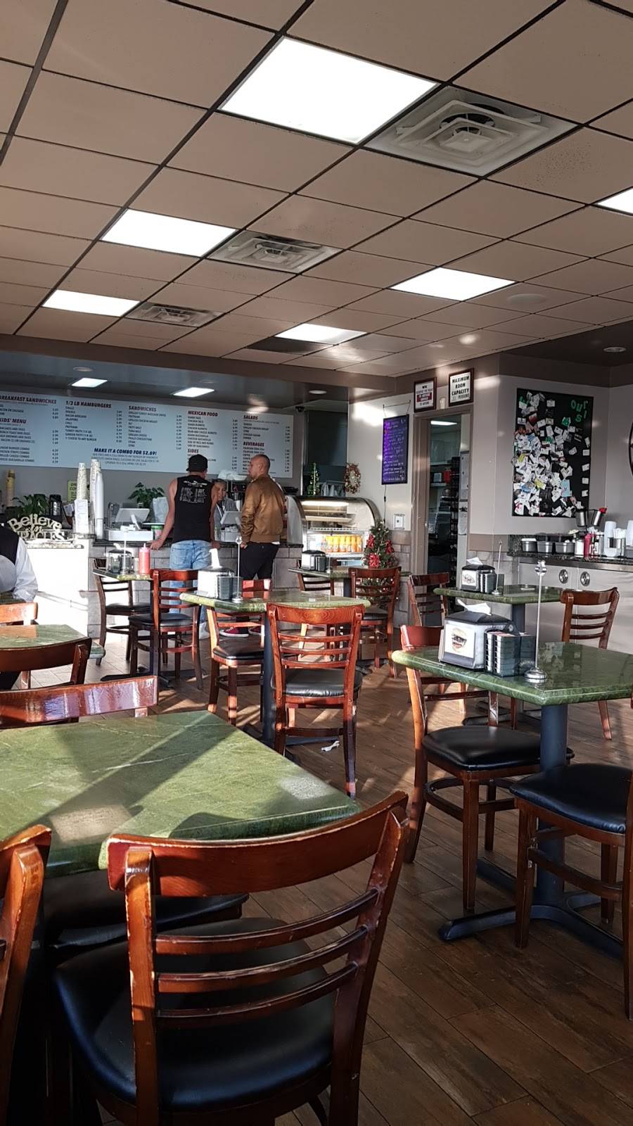 Dukes Burgers | restaurant | 7351 Warner Ave, Huntington Beach, CA 92647, USA | 7148421551 OR +1 714-842-1551