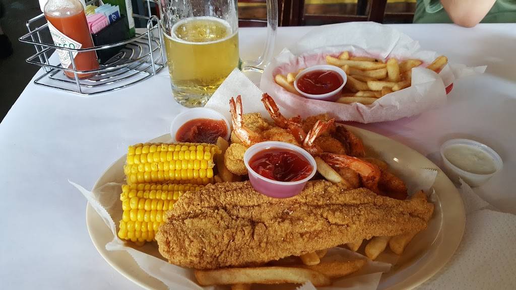 Crazy Cajun Seafood & Sports | restaurant | 13280 Northwest Fwy, Houston, TX 77040, USA | 7136905586 OR +1 713-690-5586