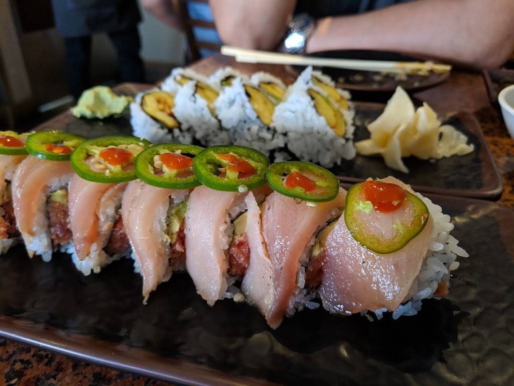 Niko Niko Sushi | restaurant | 1212 N San Fernando Blvd B, Burbank, CA 91504, USA | 8188482224 OR +1 818-848-2224