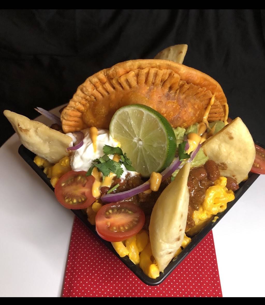 Silkelicious Mac | restaurant | 8501 Westfield Blvd, Indianapolis, IN 46240, USA | 3177466605 OR +1 317-746-6605