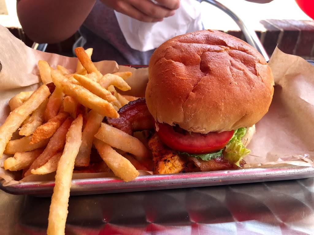 Pachamama Chicken | restaurant | 76 E Main St, Newark, DE 19711, USA | 3027383800 OR +1 302-738-3800