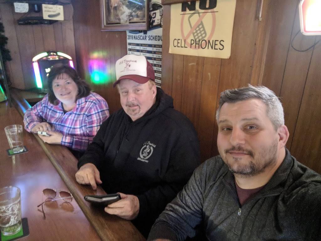 Lincoln Bar & Grill Inc | restaurant | 701 W Market St # 1, York, PA 17401, USA | 7178482201 OR +1 717-848-2201