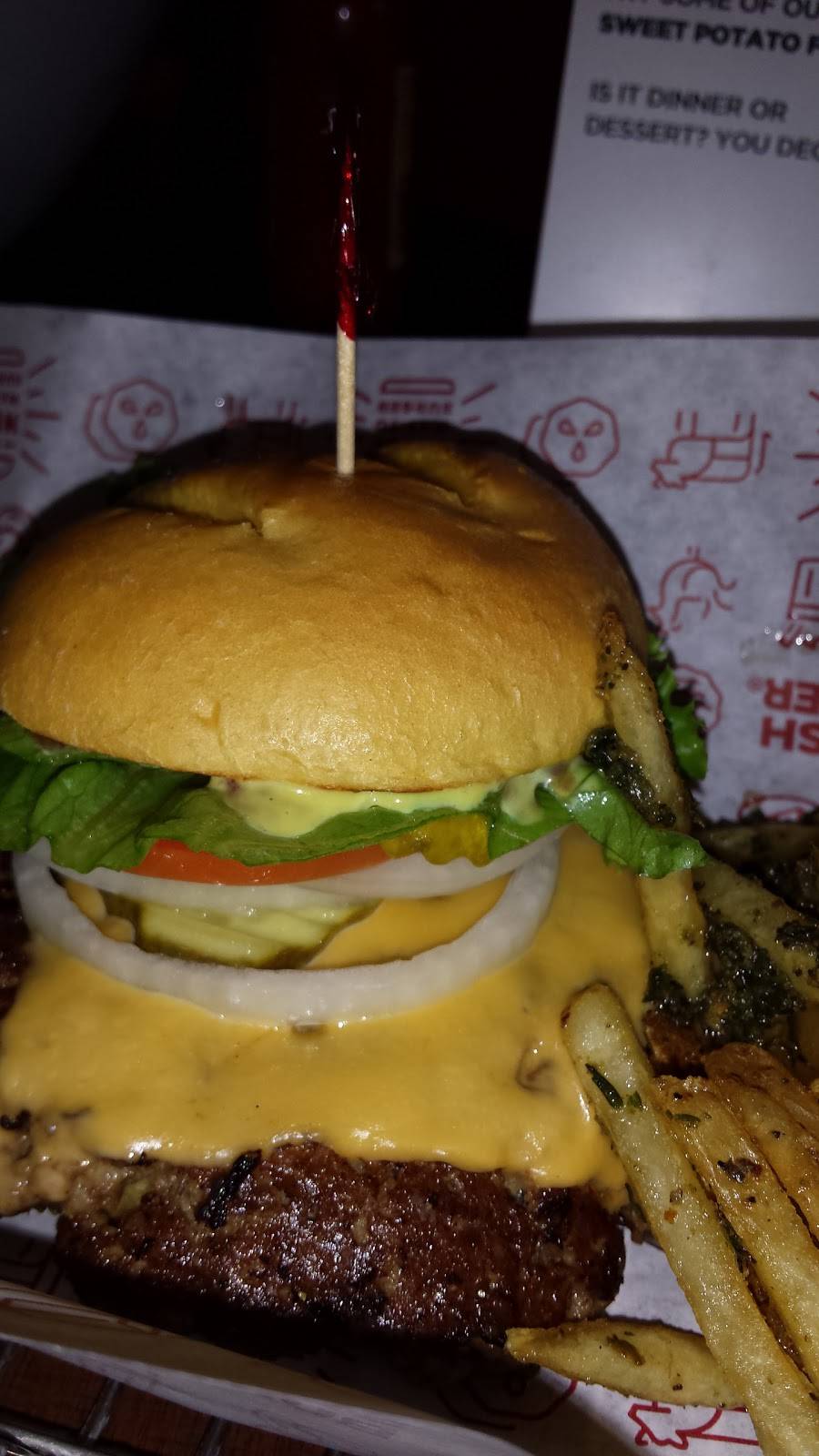 Smashburger | restaurant | 1270 Promenade Pl, Eagan, MN 55121, USA | 6512510037 OR +1 651-251-0037