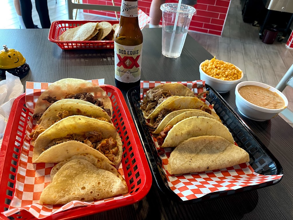 El Taco Santo | restaurant | 835 S Gilbert Rd Suite 104, Gilbert, AZ 85296, USA | 4805973155 OR +1 480-597-3155