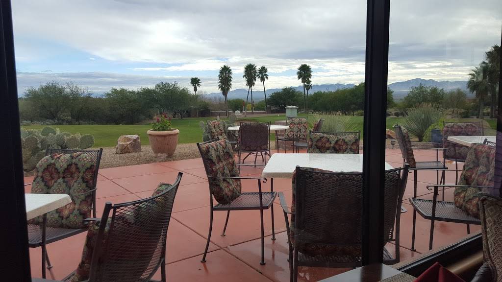 Grill On the Green | restaurant | 5800 S Camino Del Sol, Green Valley, AZ 85614, USA | 5203931933 OR +1 520-393-1933
