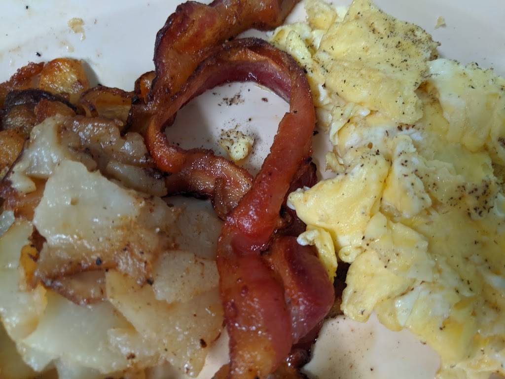 Mama Cottons | restaurant | 116 E Main St, Crofton, KY 42217, USA | 2706605056 OR +1 270-660-5056