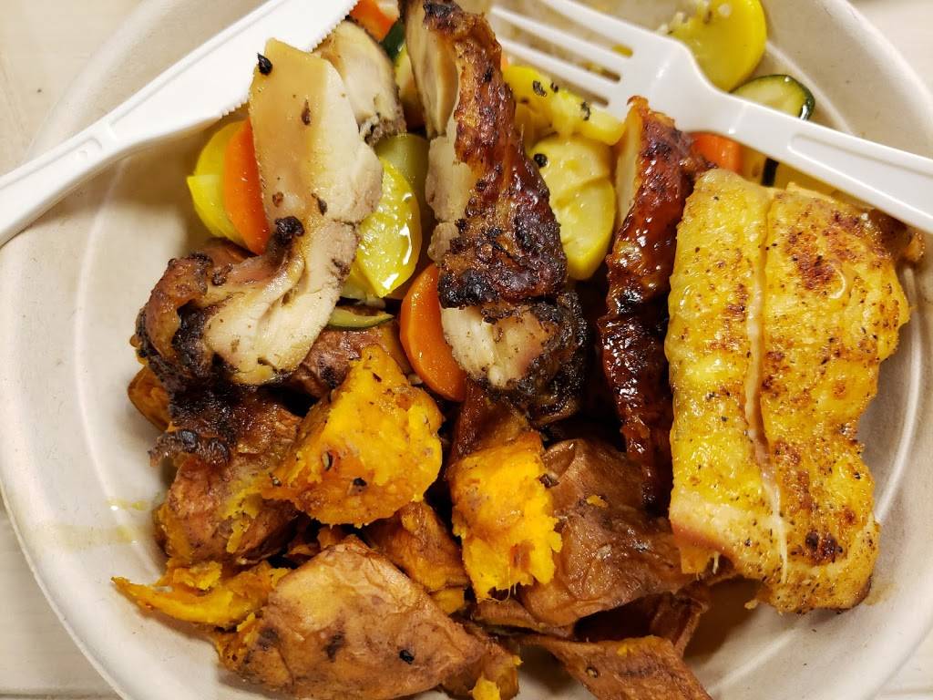 Smitty & Mos Chicken Kitchen | restaurant | Gateway Building, 100 Mulberry St, Newark, NJ 07102, USA | 8622312597 OR +1 862-231-2597