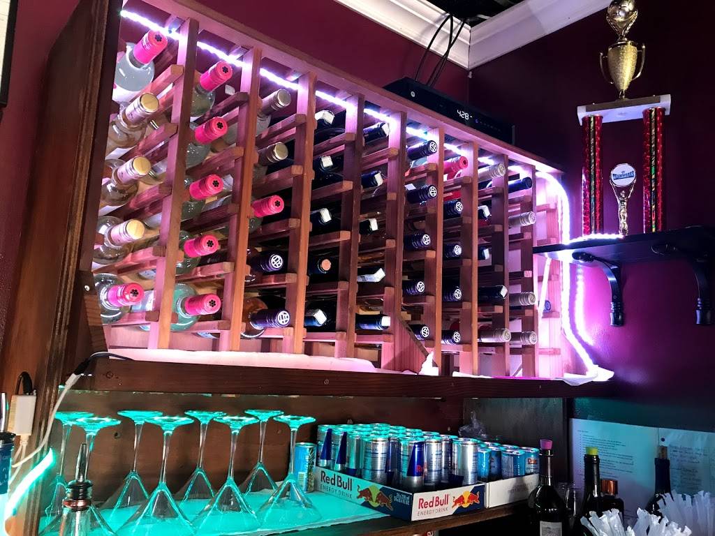 Pasha Hookah Bar | restaurant | 840 Allens Ave, Providence, RI 02905, USA | 4013832529 OR +1 401-383-2529