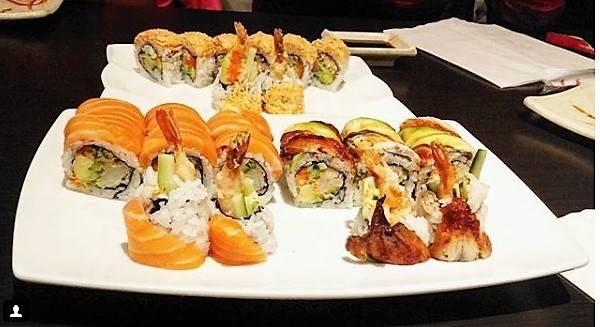 Wakame Sushi-Sheppard Bathurst | restaurant | 638 Sheppard Ave W, North York, ON M3H 2S1, Canada | 4166310505 OR +1 416-631-0505