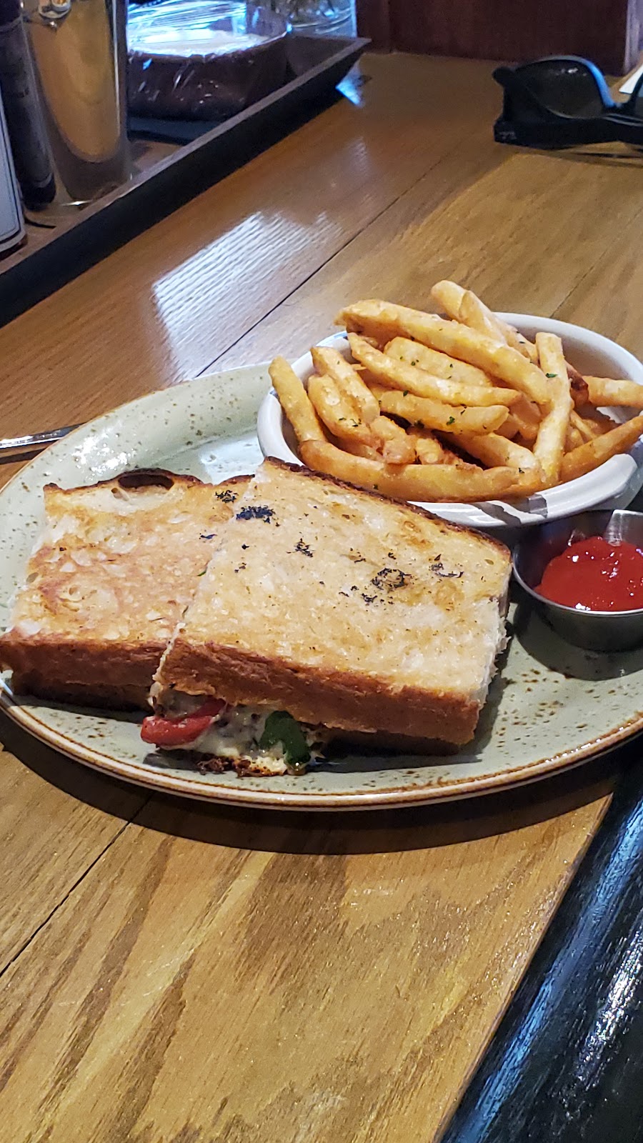 The Bluebird Bar | restaurant | 1293 Washington St, West Newton, MA 02465, USA | 6175881035 OR +1 617-588-1035