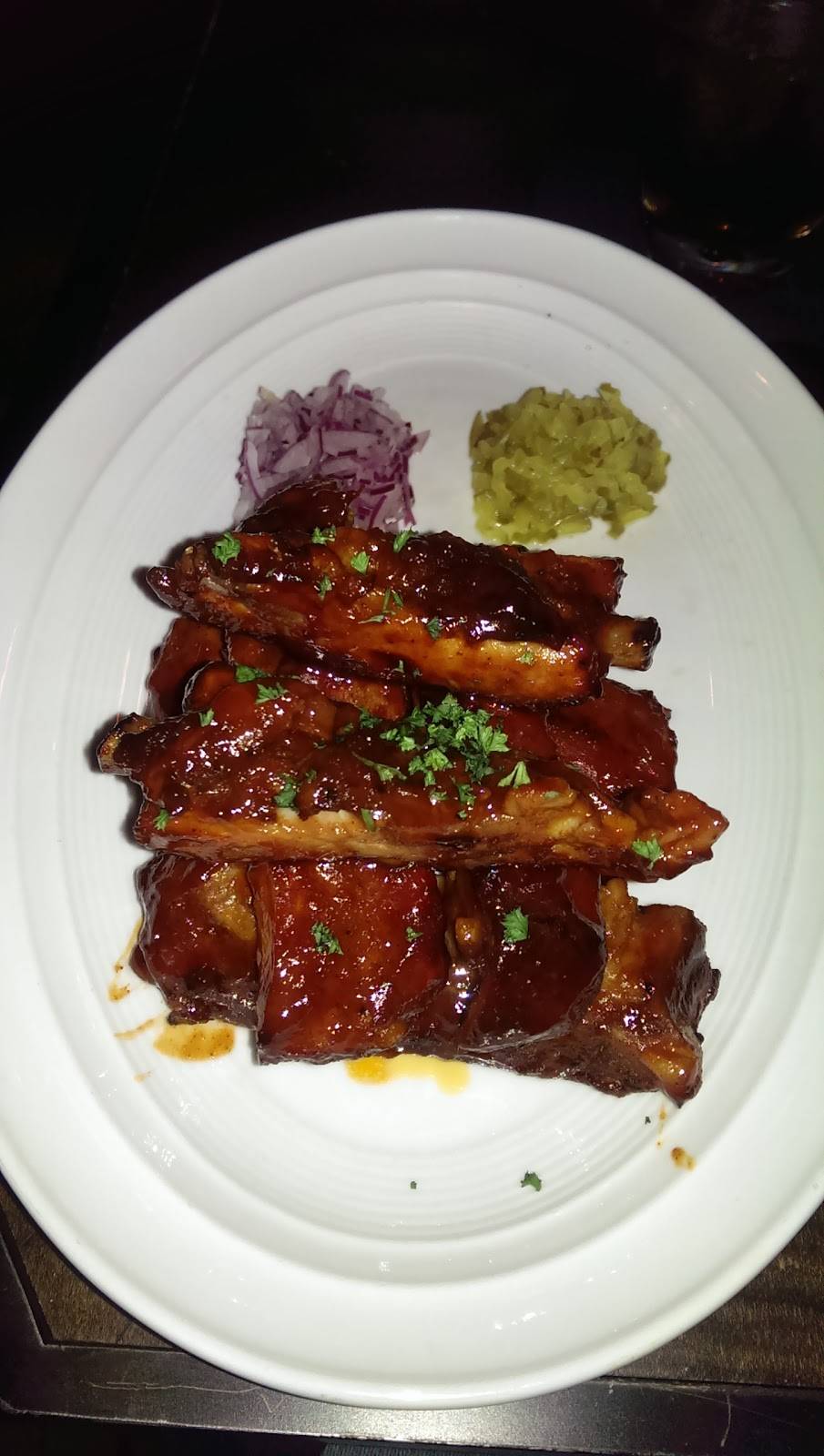 Ember Modern American Tavern | restaurant | 6300 Waterford Boulevard, at Renaissance Waterford Oklahoma City Hotel, Oklahoma City, OK 73118, USA | 4058582490 OR +1 405-858-2490