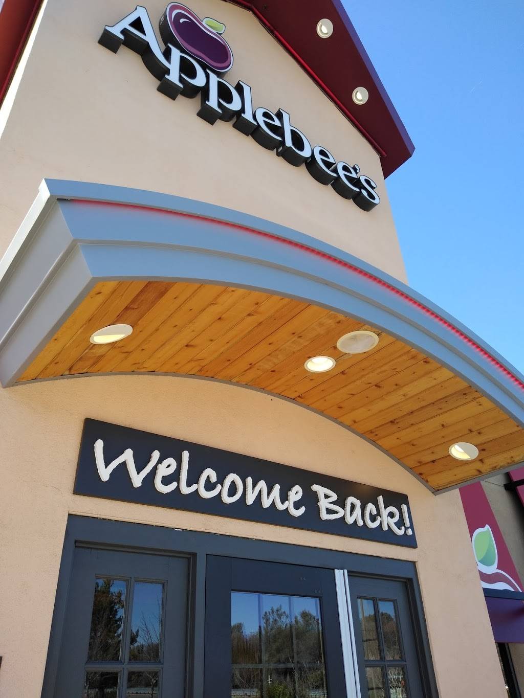 Applebees Grill + Bar | restaurant | 3281 Coach Ln, Cameron Park, CA 95682, USA | 5306778677 OR +1 530-677-8677