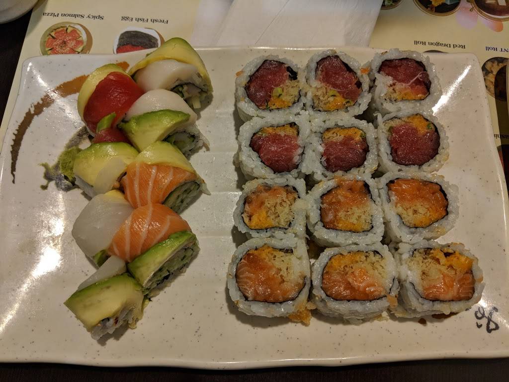 Yonge Sushi | restaurant | 3421 Yonge St, North York, ON M4N 2N1, Canada | 4165467938 OR +1 416-546-7938