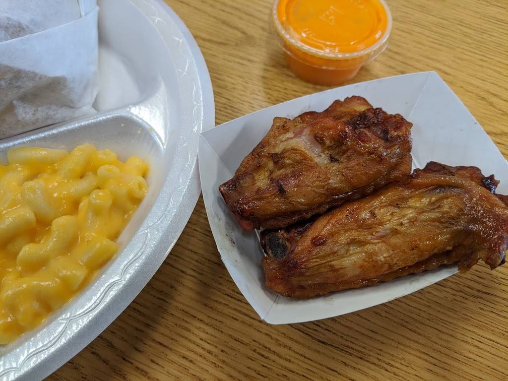 Bama Barbecue & Grill | restaurant | 3076 McFarland Blvd #14, Northport, AL 35476, USA | 2053339816 OR +1 205-333-9816