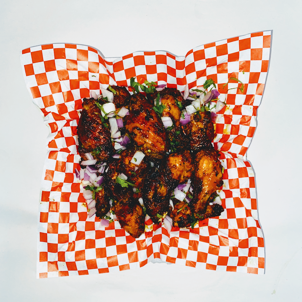 Bombay Pizza | restaurant | 7797 N First St, Fresno, CA 93720, USA | 5594493281 OR +1 559-449-3281