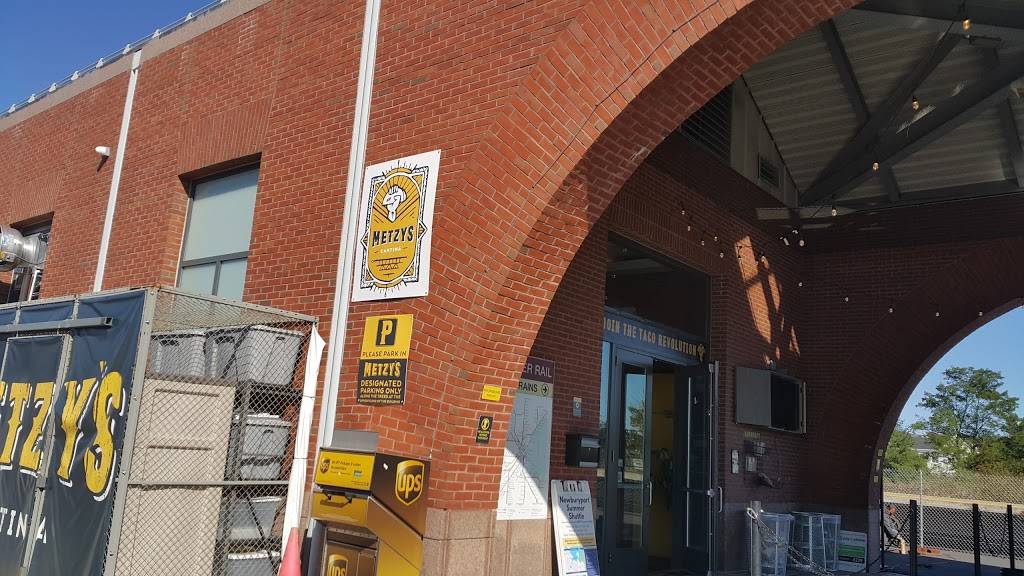 Pub 97 | restaurant | 935 Salem St, Groveland, MA 01834, USA | 9783723320 OR +1 978-372-3320