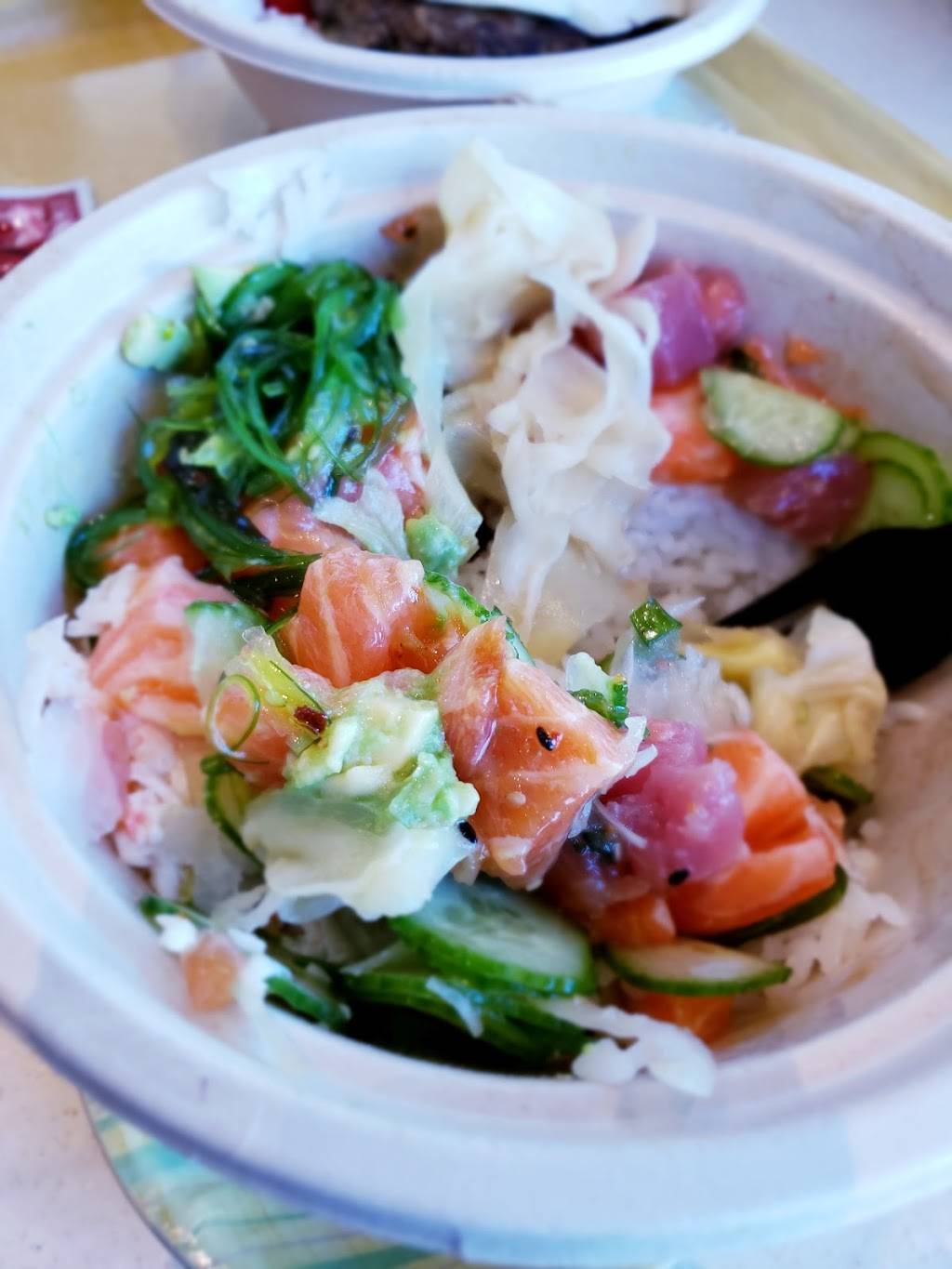 Blue Whale Poke Bar and Grill | restaurant | 70 Hillsdale Shopping Center, San Mateo, CA 94403, USA | 6504583179 OR +1 650-458-3179