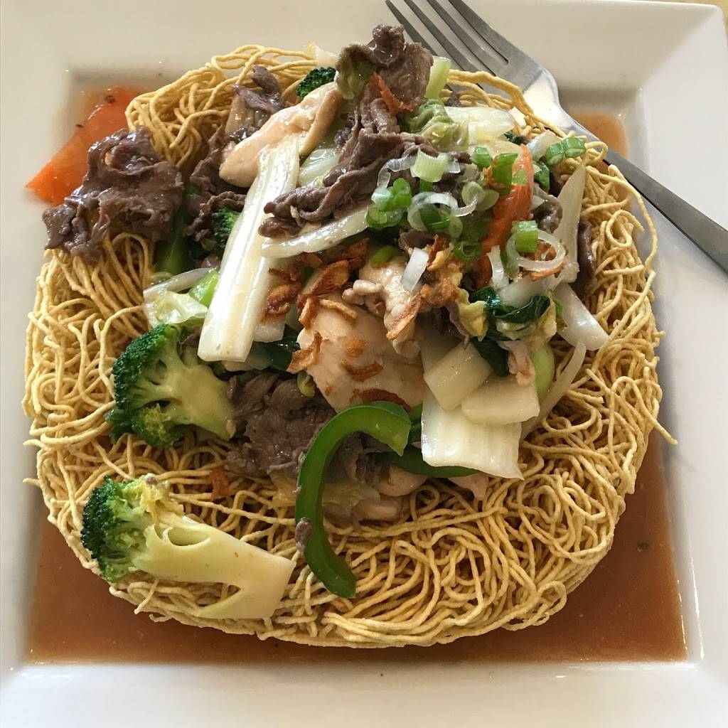 Chez Lam Vietnamese Restaurant | restaurant | 484 Hazeldean Rd, Kanata, ON K2L 1V4, Canada | 6138368560 OR +1 613-836-8560