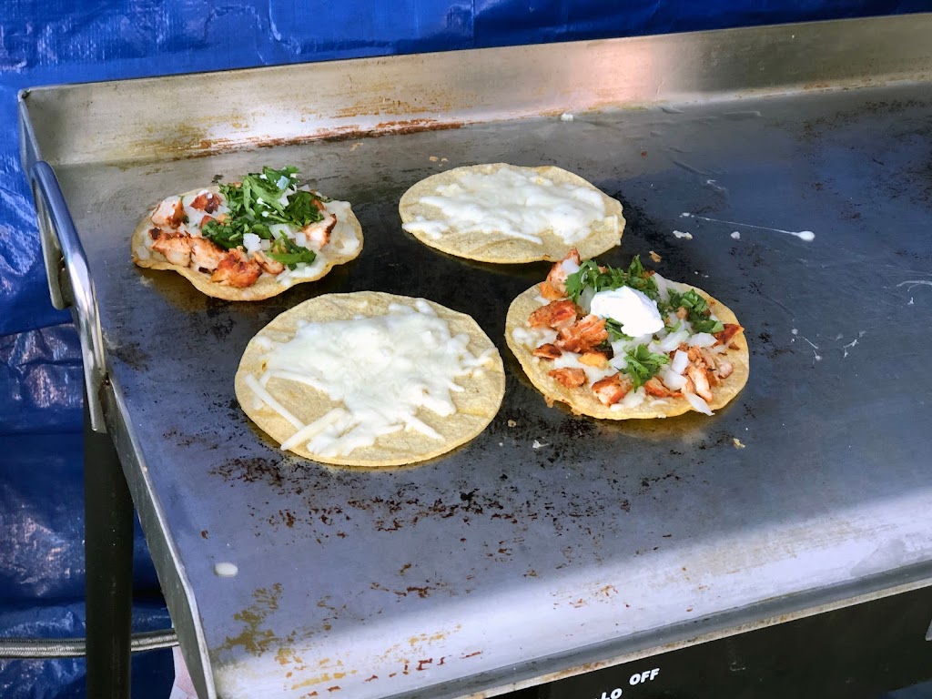 Pollos Aguilar | restaurant | 346 SW Walnut St A-10, Hillsboro, OR 97123, USA | 5036088905 OR +1 503-608-8905