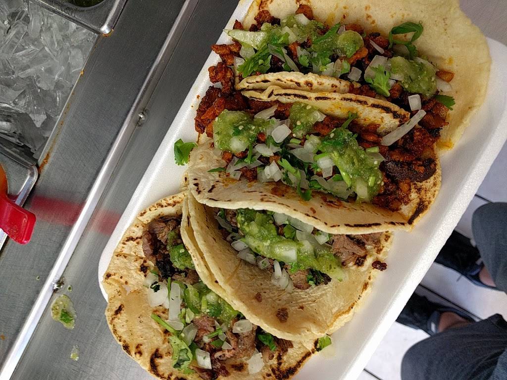 El Tacorin | restaurant | 8215 S Broadway, Los Angeles, CA 90003, USA | 3237782818 OR +1 323-778-2818