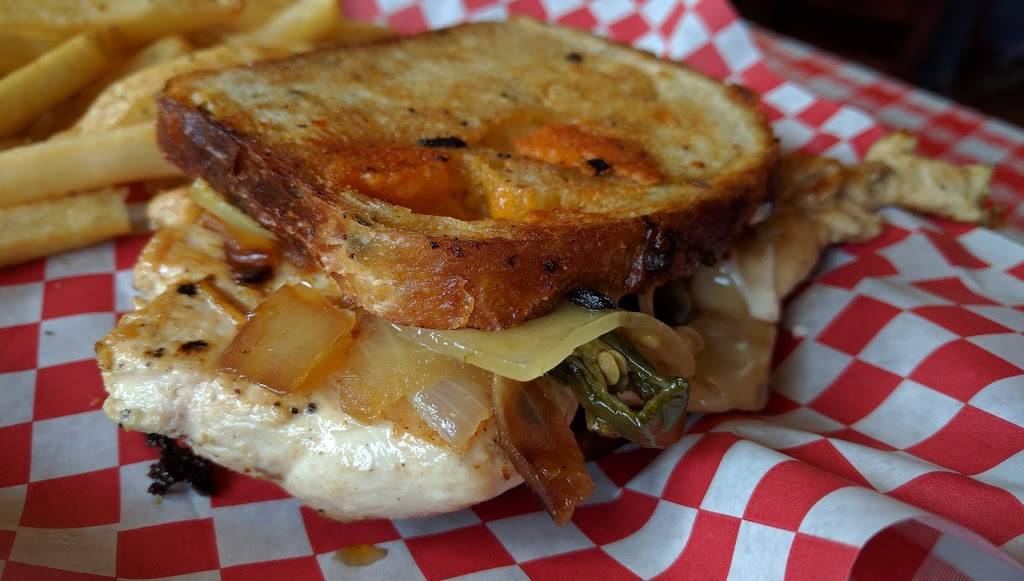 Chips Old Fashioned Hamburger | restaurant | 4530 W Lovers Ln, Dallas, TX 75225, USA | 2146912447 OR +1 214-691-2447