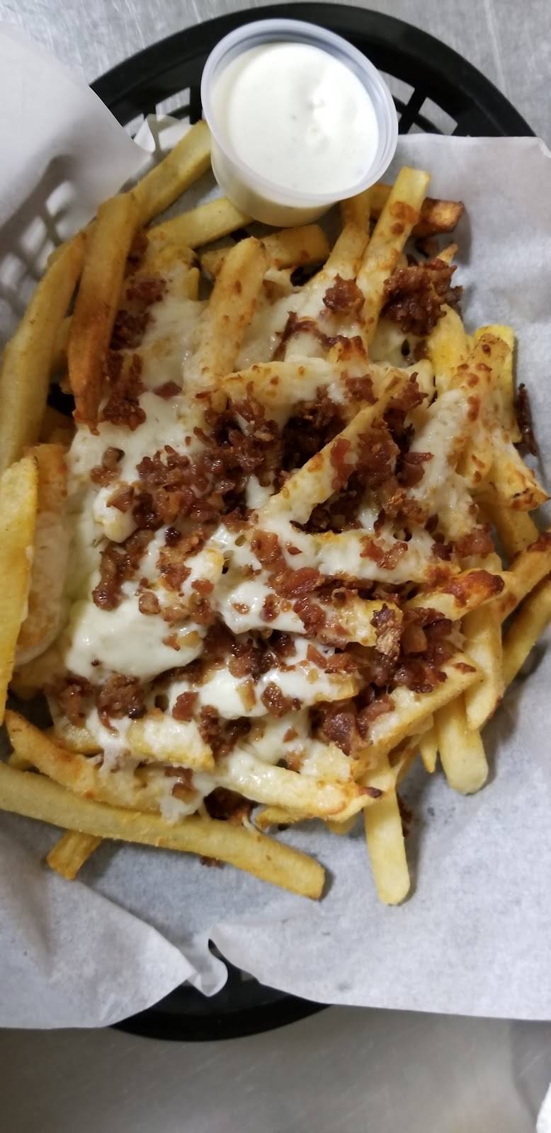 Bluegrass Bar & Grill | restaurant | Hendersonville, TN 37075, USA | 6158227499 OR +1 615-822-7499