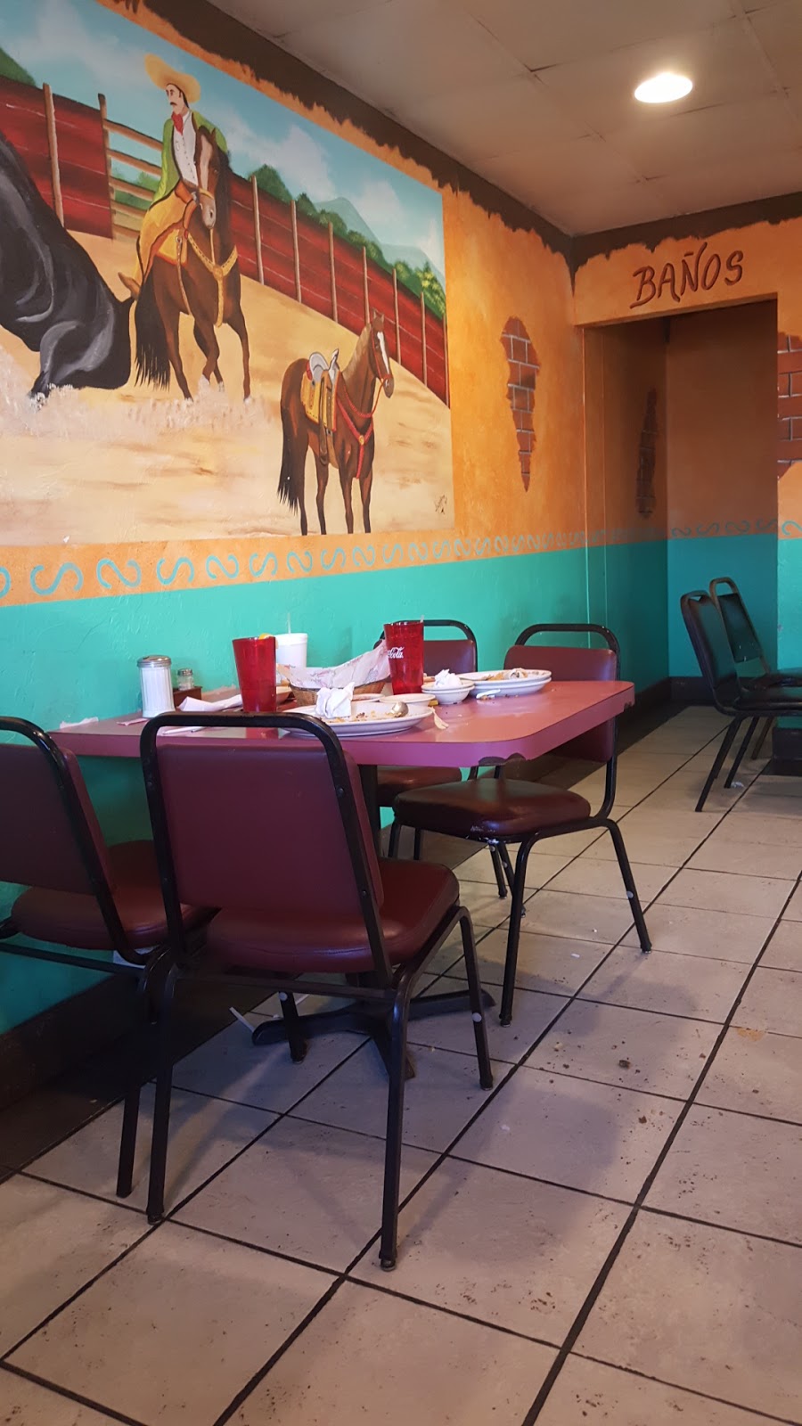 El Campesino Mexican | restaurant | 908 S Broadway St, Marlow, OK 73055, USA | 5806587000 OR +1 580-658-7000