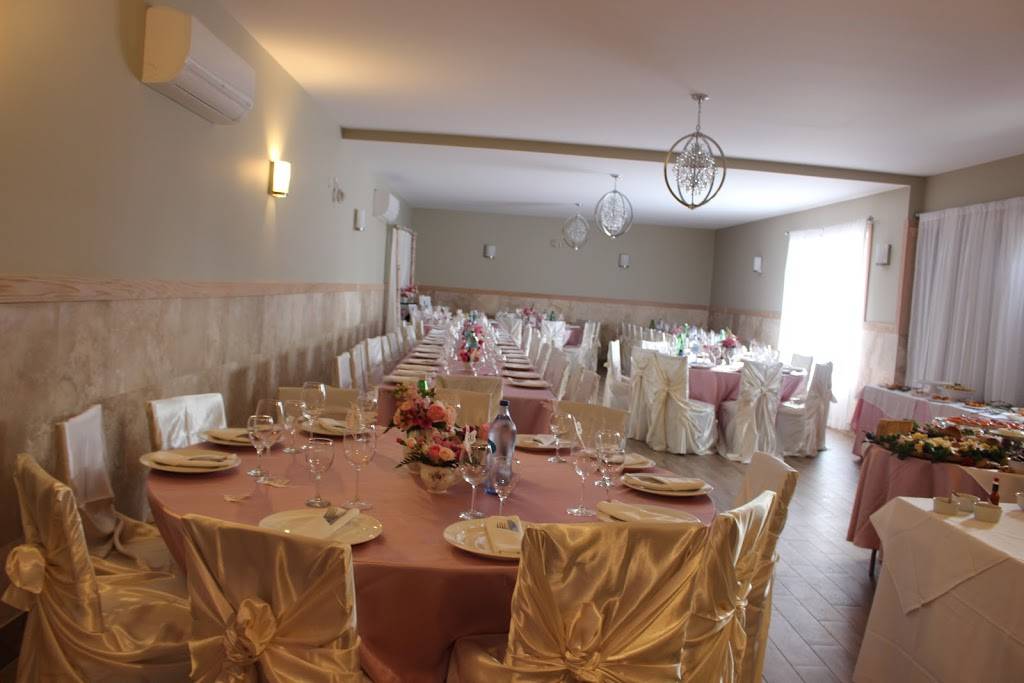 Churrasqueira Vila Verde | restaurant | 206 Weston Rd, Toronto, ON M6N 3P3, Canada | 4167632515 OR +1 416-763-2515