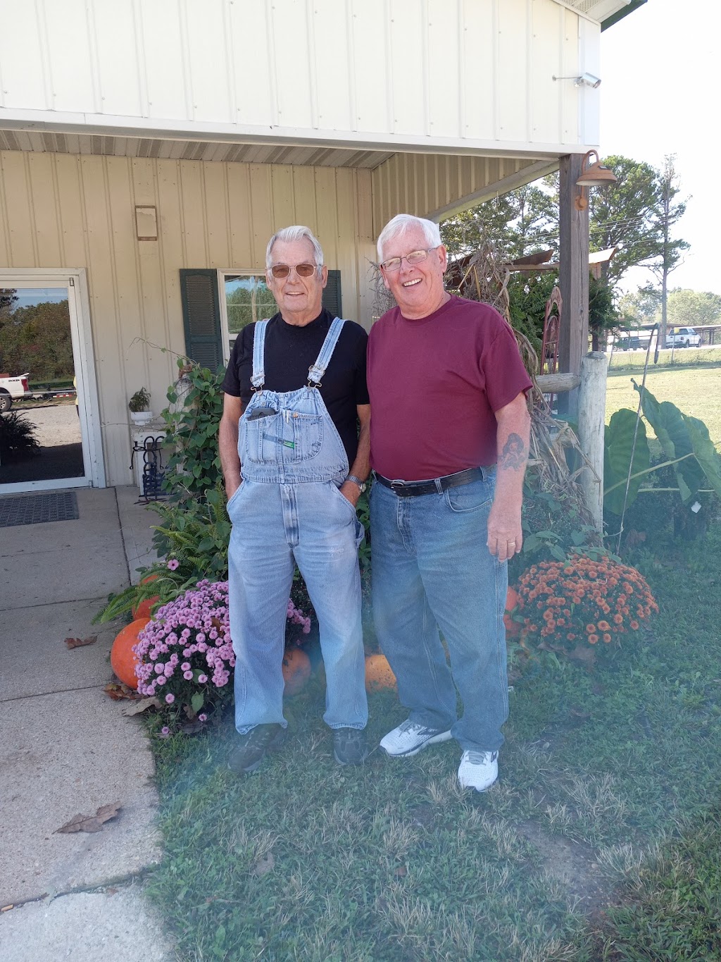 Rusty Gate Cafe / Floral & Gifts | restaurant | 218 MO-17, Summersville, MO 65571, USA | 4179344160 OR +1 417-934-4160