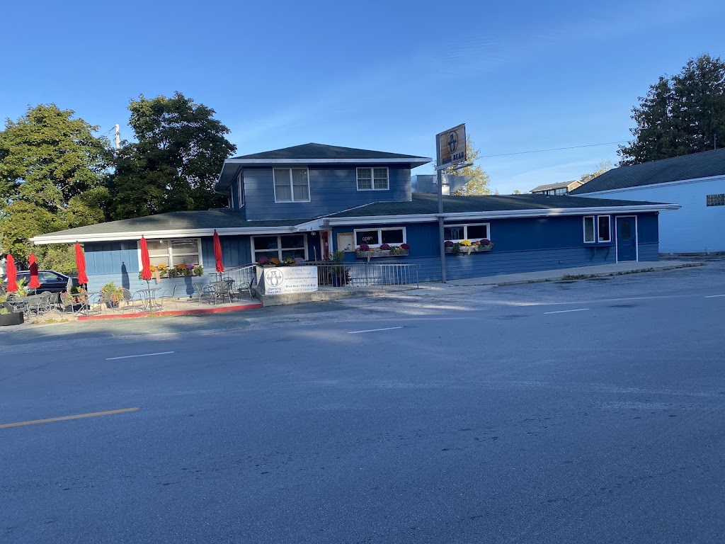 Blue Bear Ellison Bay | restaurant | 12029 WI-42, Ellison Bay, WI 54210, USA | 9208543284 OR +1 920-854-3284