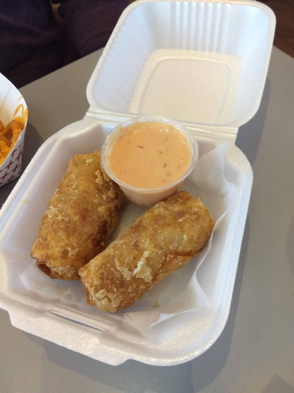 Leftys Famous Cheese Steak & Hoagies Grill | restaurant | 26587 Evergreen Rd, Southfield, MI 48076, USA | 2483277737 OR +1 248-327-7737