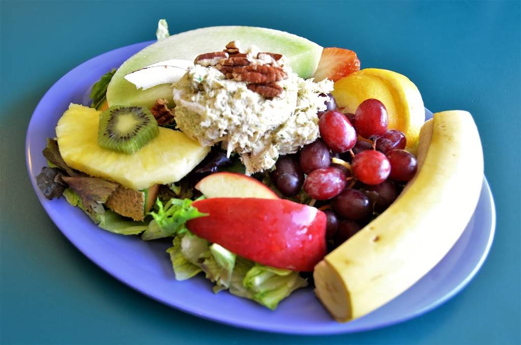 Claras Tidbits Restaurant | restaurant | 1076 Hendricks Ave, Jacksonville, FL 32207, USA | 9043960528 OR +1 904-396-0528