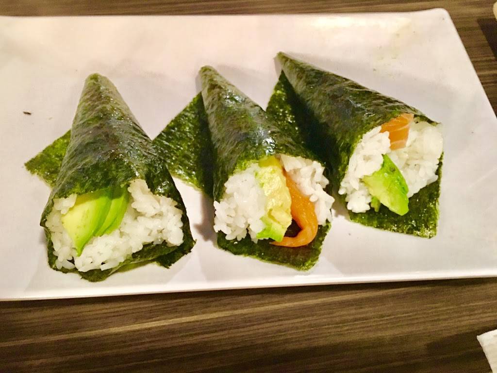 Cherry Blossom Sushi Bar | restaurant | H, 103 Clair Rd E #107, Guelph, ON N1L 0J7, Canada | 5198238838 OR +1 519-823-8838