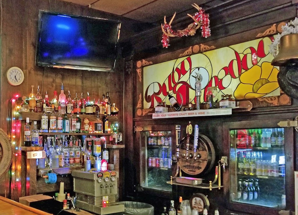 Ruby Tuesday | restaurant | 1978 Summit St, Columbus, OH 43201, USA | 6142918313 OR +1 614-291-8313