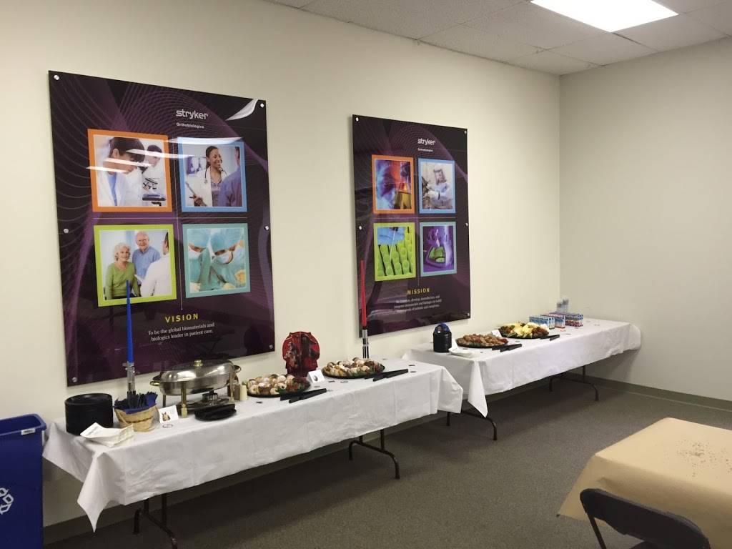 Feeding Frenzy | restaurant | 75 E Uwchlan Ave, Exton, PA 19341, USA | 6105244720 OR +1 610-524-4720