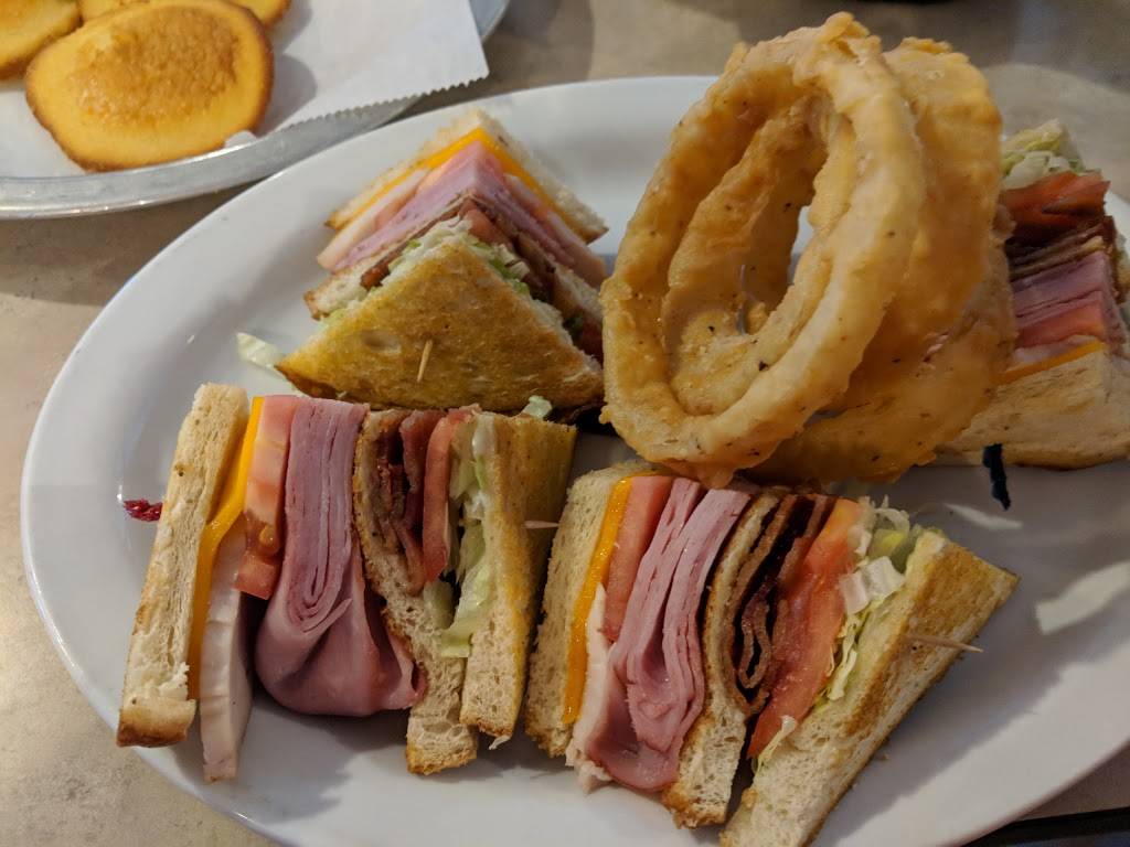 Dwaynes Place | restaurant | 6960 Florida Ave S, Lakeland, FL 33813, USA | 8639402099 OR +1 863-940-2099