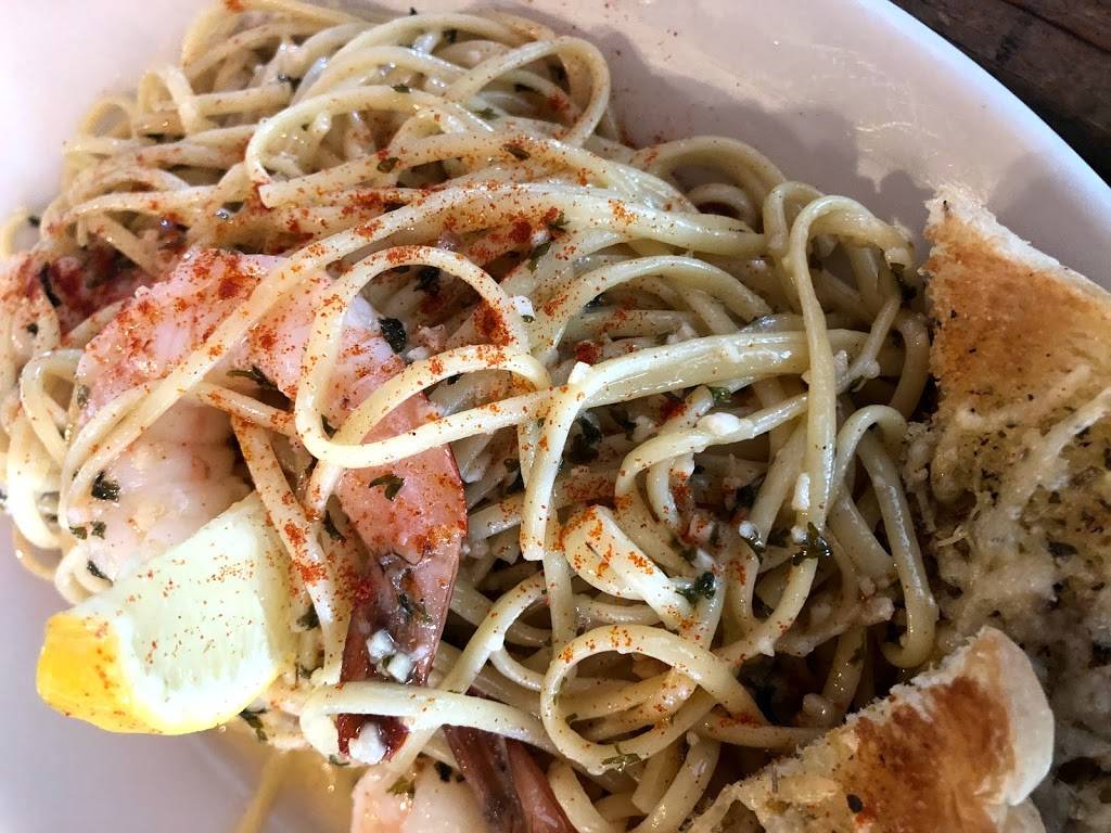 Brewsters Fine Food & Drink | restaurant | 359 Wilson St, Brewer, ME 04412, USA | 2079890444 OR +1 207-989-0444