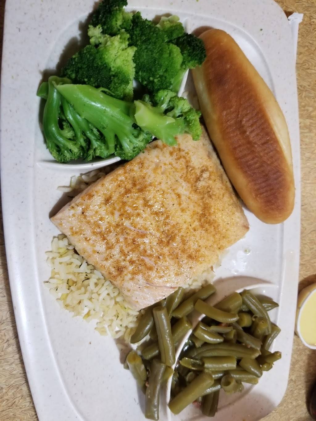 Captain Ds | restaurant | 1473 Montgomery Hwy, Vestavia Hills, AL 35216, USA | 2058234279 OR +1 205-823-4279